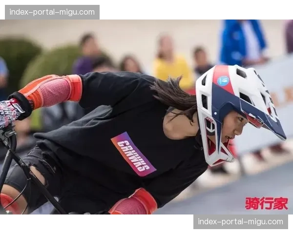 BMX自由式女子资格赛出现罕见平分，四名选手加赛争夺决赛最后两席。