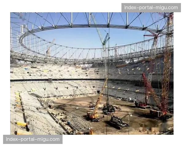 2026年达拉斯世界杯球场钢结构封顶，将成世界最大可伸缩屋顶体育场之一