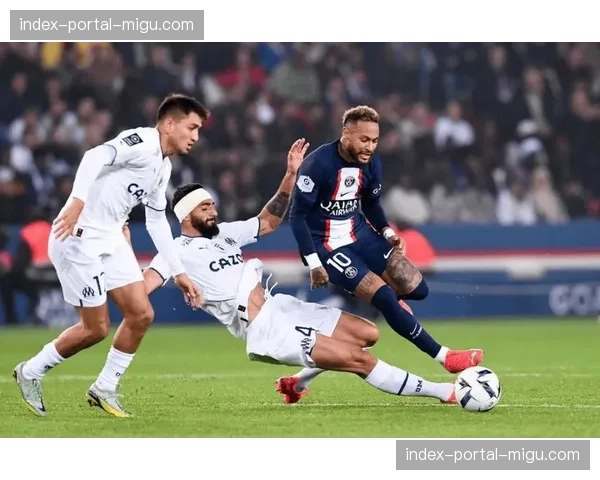 欧塞尔vs南特保级大战，双方球员赛后握手致意